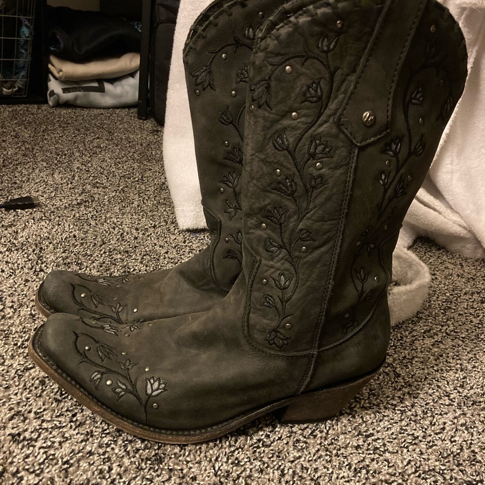 LIBERTY Black Embroidered Western Boots - Dark Gray